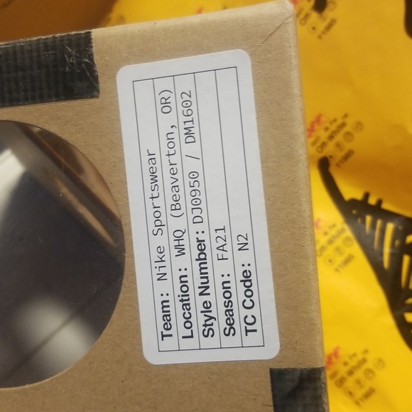 Off-White Nike Dunk Low Lot 1 of 50 M9.5/W11 features white canvas upper white - Picture 14 of 17